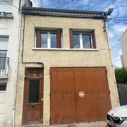 Image 9 - 25 Rue Saint-Martin, 47000 Agen, France - Apartment for rent