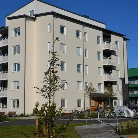 Rent this 2 bed apartment on Östra Prinsgatan 18 in 371 31 Karlskrona, Sweden