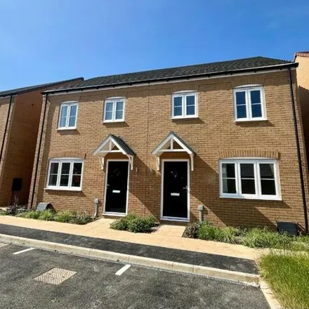 Buy this 3 bed duplex on Sabrina Close in Gloucester, Gloucestershire