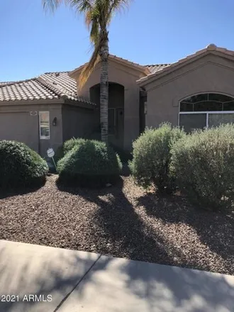Rent this 3 bed house on 465 West Larona Lane in Tempe, AZ 85284