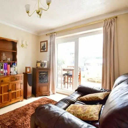 Image 5 - Gullick Way, Chasetown, WS7 1FH, United Kingdom - House for sale