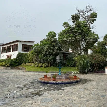 Image 3 - Avenida 7, La Molina, Lima Metropolitan Area 15026, Peru - House for sale