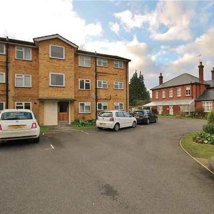 Rent this 2 bed apartment on 45 Epsom Road in Guildford, GU1 3JT