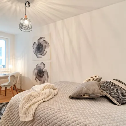 Rent this 2 bed apartment on Gablenzgasse 38 in 1160 Vienna, Austria