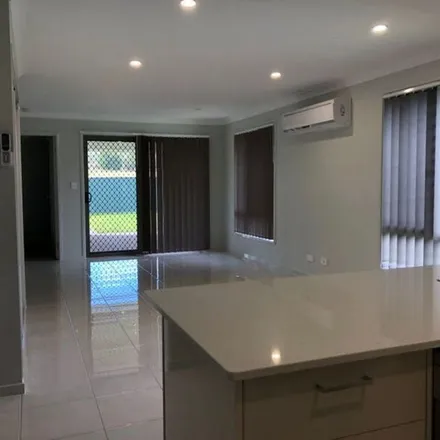Image 5 - 13 Lara Avenue, Newling NSW 2350, Australia - Apartment for rent