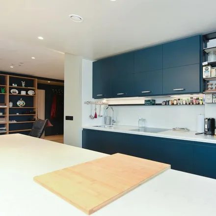 Image 5 - Jubilee Walk, London, WC1X 0BF, United Kingdom - Apartment for rent