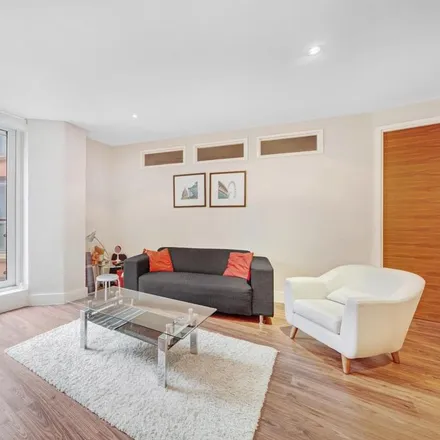 Rent this 1 bed apartment on Peninsula Apartments in 4 Praed Street, London