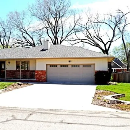 Buy this 4 bed house on 2264 Country Hills Road in Salina, KS 67401