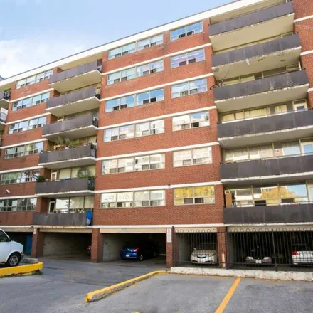 Image 7 - No Frills, Treverton Drive, Toronto, ON M1K 2P8, Canada - Apartment for rent