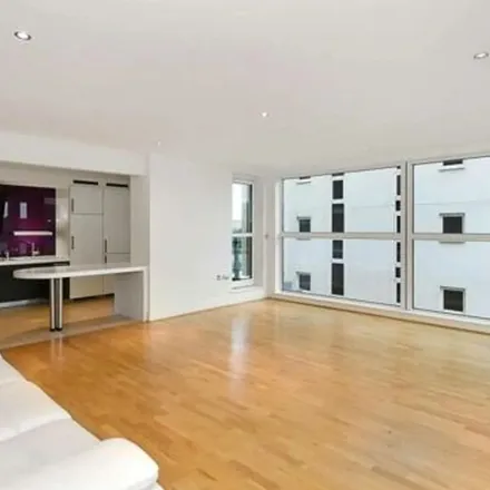 Image 5 - Fountain House, The Boulevard, London, SW6 2TQ, United Kingdom - Apartment for rent