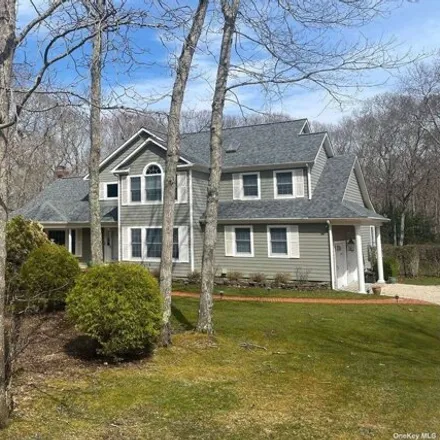 Rent this 5 bed house on 11 Mountain Laurel Lane in Tuckahoe, Suffolk County