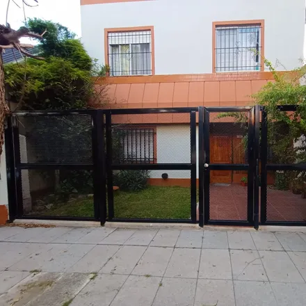 Rent this 1 bed house on Bernardo Agulleiro 664 in Partido de Morón, El Palomar