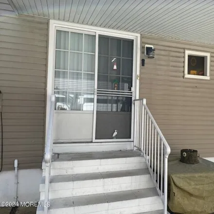 Image 4 - 419 Coolidge Avenue, Ortley Beach, Toms River, NJ 08751, USA - House for sale