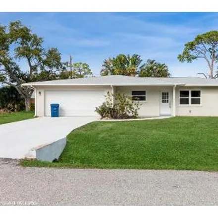 Buy this 2 bed house on 801 Wabash Road in Sarasota County, FL 34293