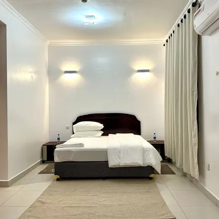 Rent this 3 bed apartment on Dar es Salaam (Upanga Road) Cemetery in Dar es-Salaam, Tanzania