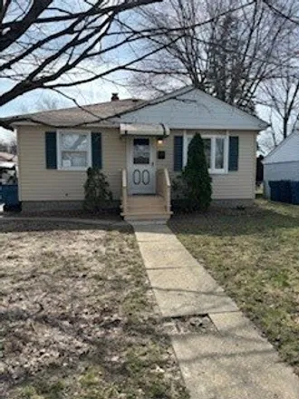 Buy this 4 bed house on 637 East 160th Place in South Holland, IL 60473