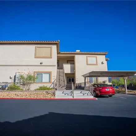 Buy this 3 bed condo on 8799 West Flamingo Road in Spring Valley, NV 89147