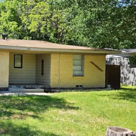 Rent this 3 bed house on 1335 Richard Street in Mesquite, TX 75149