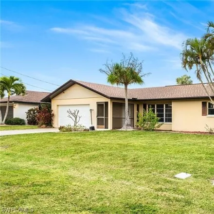 Image 4 - 569 Southeast 32nd Street, Cape Coral, FL 33904, USA - House for sale