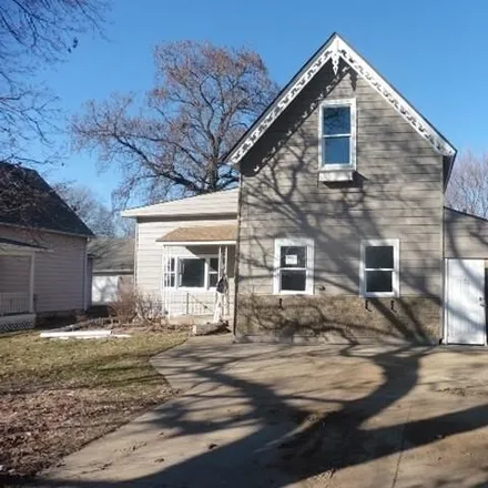 Buy this 3 bed house on 637 East Jefferson Street in Winterset, IA 50273