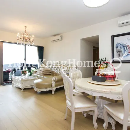 Rent this 4 bed apartment on 000000 China in Hong Kong, Kowloon