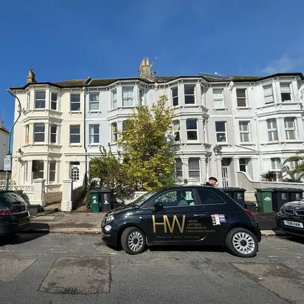 Rent this 2 bed apartment on Westbourne Gardens in Hove, BN3 5DP