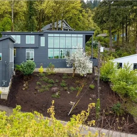 Buy this 5 bed house on 9306 Northwest Hardy Avenue in Portland, OR 97231