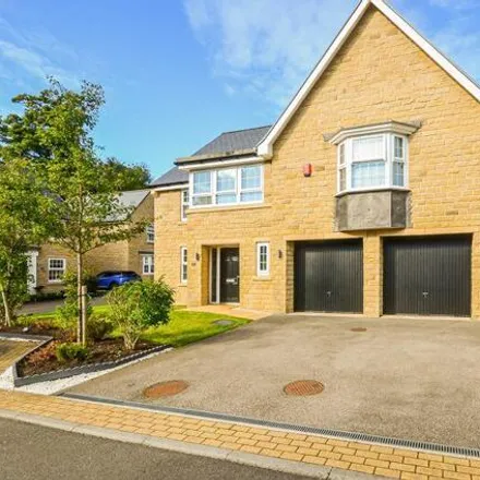 Buy this 5 bed house on Siskin Gardens in South Crosland, HD4 7FB