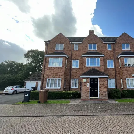 Rent this 2 bed apartment on Aldershaws in Dickens Heath, B90 1SQ