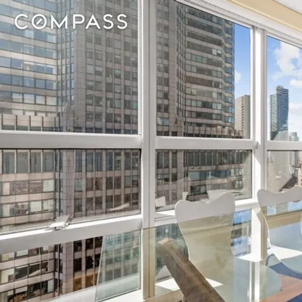 Image 2 - 150 West 57th Street, New York, NY 10019, USA - Condo for sale