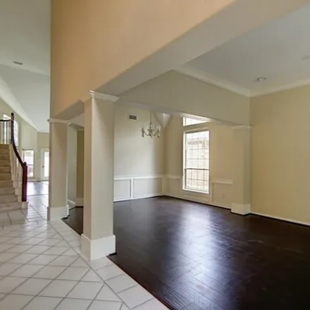 Image 2 - 5736 Logan Park Drive, Harris County, TX 77379, USA - House for sale