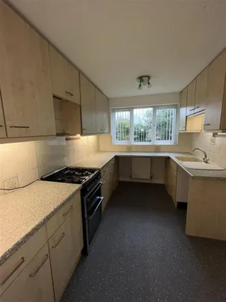 Image 7 - Dene Brow, Haughton Green, M34 7GG, United Kingdom - Duplex for rent