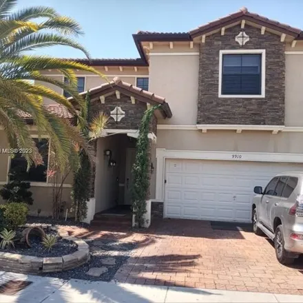 Image 2 - 9910 Northwest 86th Terrace, Doral, FL 33178, USA - House for rent