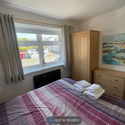 Rent this 2 bed apartment on 15 Gwelfor Estate in Cemaes, LL67 0NL