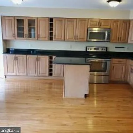 Image 7 - 12351 Sour Cherry Way, North Potomac, MD 20878, USA - Townhouse for rent