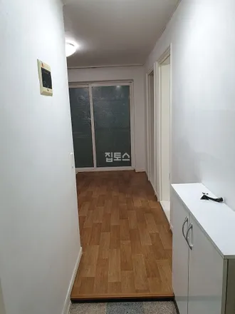 Rent this 2 bed apartment on 서울특별시 강남구 개포동 1212-7