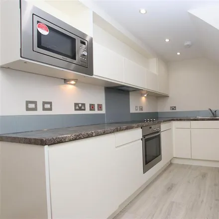 Rent this 2 bed apartment on unnamed road in Bath, BA1 3DN