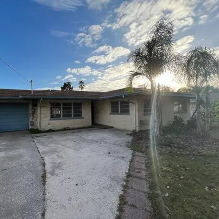 Rent this 4 bed house on 516 Windermere Drive in Polk County, FL 33809