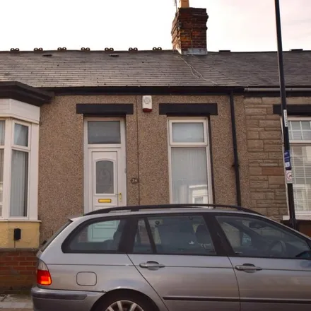Rent this 3 bed townhouse on Erith Terrace in Sunderland, SR4 7TG