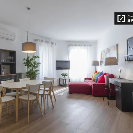 Rent this 2 bed apartment on Madrid in Calle de las Canarias, 3