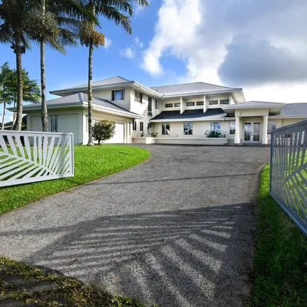 Buy this 7 bed house on 219 Kipa Street in Hilo CDP, HI 96720