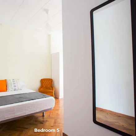 Rent this 1 bed room on Rosa Clará in Carrer de Xàtiva, 46002 Valencia