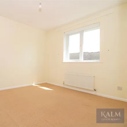 Image 5 - Lime Close, Stevenage, SG2 9QB, United Kingdom - House for rent