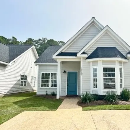 Buy this 3 bed house on 351 Summercreek Cove in Thomasville, GA 31792