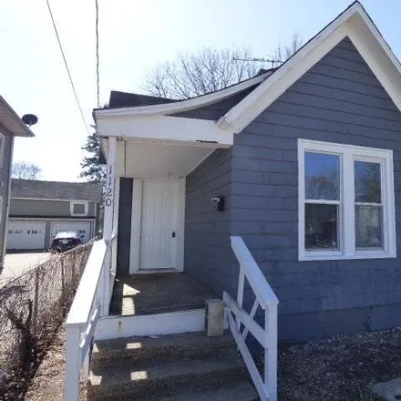 Buy this 2 bed house on 1168 West Jackson Street in Beloit, WI 53511