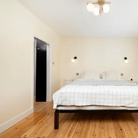 Image 6 - Harrow Lodge, Northwick Terrace, London, NW8 8HX, United Kingdom - Apartment for rent