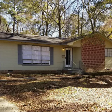 Buy this 3 bed house on 3046 Woodside Drive in Jackson, MS 39212