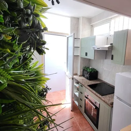 Image 2 - Avenida de Severo Ochoa, 9A, 29601 Marbella, Spain - Apartment for rent