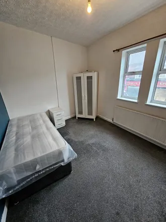 Image 1 - Red Cow, High Street, Smethwick, B66 3NL, United Kingdom - Apartment for rent