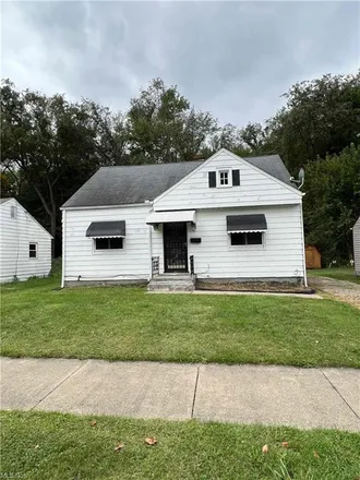 Buy this 3 bed house on 796 Cordova Avenue in Akron, OH 44320